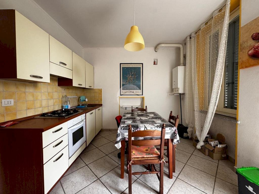 Two-room apartment Via piave, Fossano - photo 2