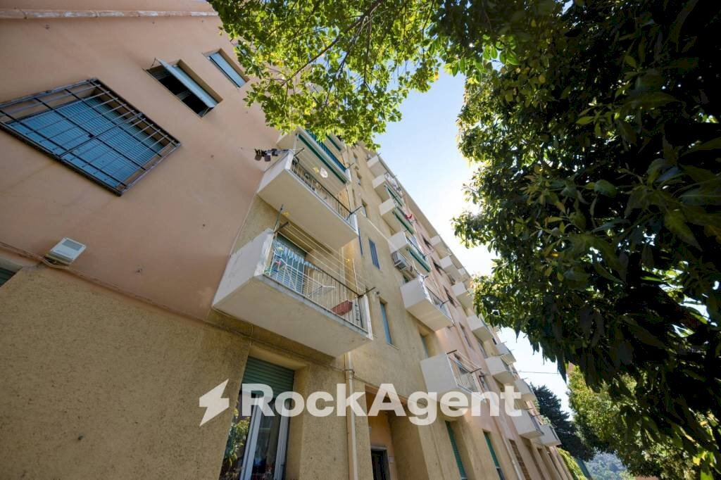 Facciata - Three-room apartment via Nicolò Copernico, 15, Genova (neighborhood San Martino) - photo 1