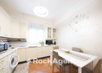 Cucina - Three-room apartment via Nicolò Copernico, 15, Genova (neighborhood San Martino) - photo 9