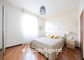 Camera da letto - Three-room apartment via Nicolò Copernico, 15, Genova (neighborhood San Martino) - photo 13