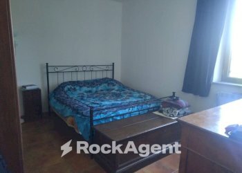 Camera da letto - Villa via dei Piani, 253, Nepi - photo 15