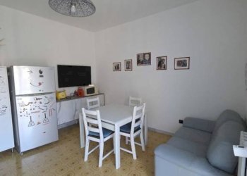 Salone - Three-room apartment via Antonio Gramsci, 40, Catanzaro - photo 3