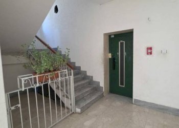 Interno palazzo - Three-room apartment via Antonio Gramsci, 40, Catanzaro - photo 13