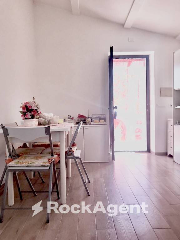 Interno non residenziale - Villa via Borgomanero, 36, Roma - foto 3