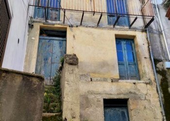 Facciata - Independent house vico I San Venere, 30 - 32, Lauria - photo 1