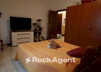 Camera da letto - Three-room apartment via Silvio Pellico, 35, Mede - photo 12