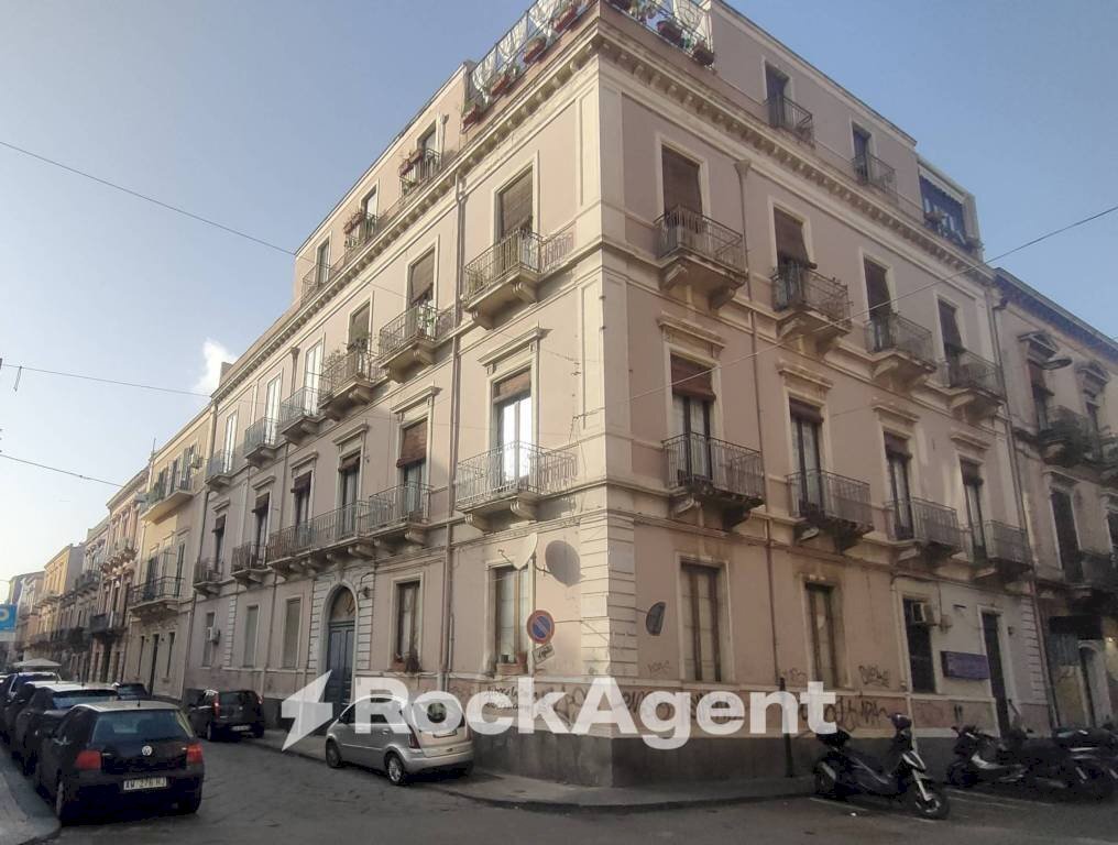 Facciata - Two-room apartment via E. A. Pantano, 87, Catania - photo 1