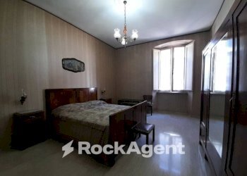 Camera da letto - Trilocale via Roma, 35, Acquapendente - foto 16