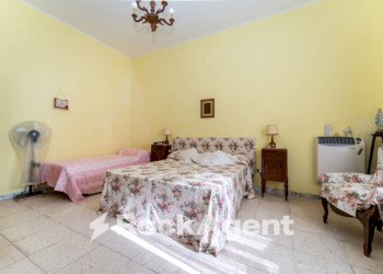 Camera da letto - Independent house via Tremonti, 18, Pedara - photo 10