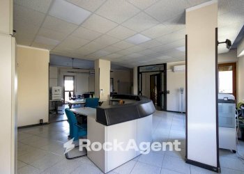 Interno non residenziale - Office corso Giuseppe Mazzini, Catanzaro - photo 9