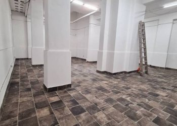 Interno non residenziale - Warehouse via Barriera del Bosco, 20, Sant'Agata Li Battiati - photo 12