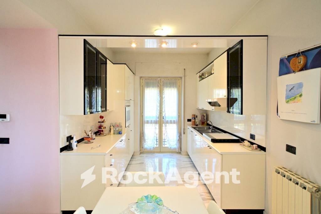 Cucina - Villa via del Colle, 22, Aprilia - foto 2