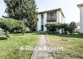 Giardino - Three-room apartment via Palestro, 55, Mede - photo 1