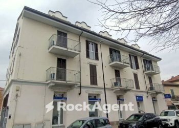 Facciata - Trilocale viale Milite Ignoto, 56, Alessandria - foto 24