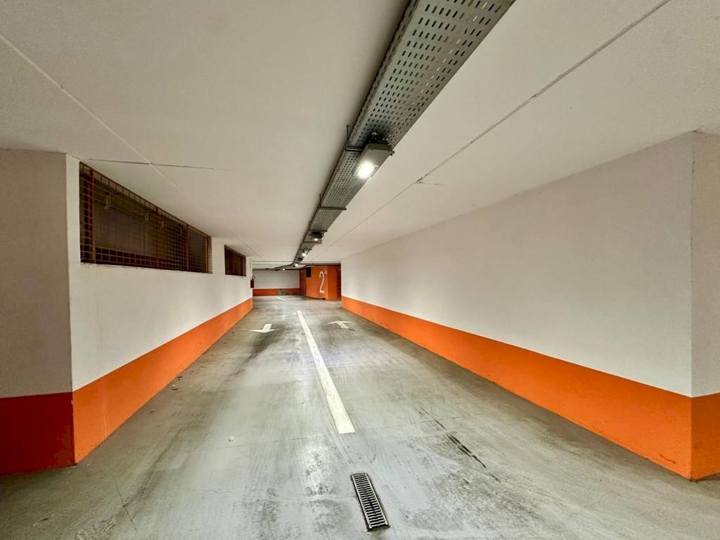 Interno non residenziale - Box piazza Pitagora, Roma - photo 3
