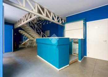 Shop Via Cavour, Casale Monferrato - photo 3