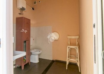 Shop Via Cavour, Casale Monferrato - photo 10