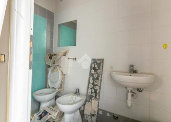 Shop Via Cavour, Casale Monferrato - photo 16