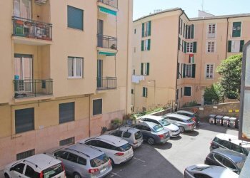Bilocale Genova - foto 1