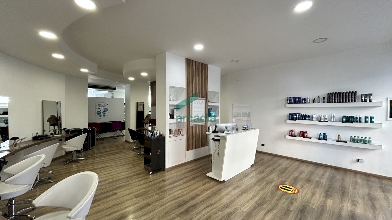 dettagli.jpg - Locale Commerciale Via Luigi Ricchioni 17, Bari - foto 3