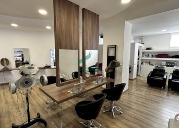 dettagli.jpg - Locale Commerciale Via Luigi Ricchioni 17, Bari - foto 6