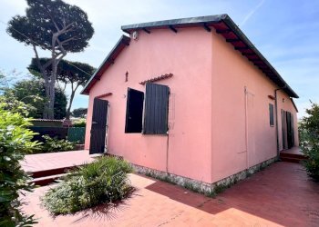 villetta piano terra vicina al mare (15).jpg - Casa indipendente Via del Fortino, Camaiore - foto 1