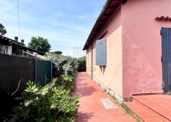 villetta piano terra vicina al mare (14).jpg - Casa indipendente Via del Fortino, Camaiore - foto 2