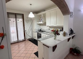 cucina.jpg - Independent house Occhiobello - photo 10