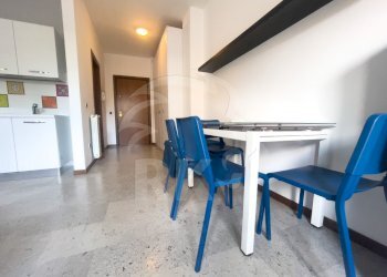 MONOLOCALE ARREDATO (6).jpg - One-room apartment Via Alfonso Torreggiani 1, Bologna (neighborhood Bolognina) - photo 6