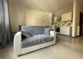 MONOLOCALE ARREDATO (15).jpg - One-room apartment Via Alfonso Torreggiani 1, Bologna (neighborhood Bolognina) - photo 15