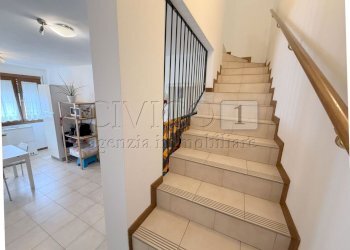 MINI DUPLEX CON GARAGE (11).jpg - Apartment Via Rovigo 7, Torri di Quartesolo - photo 10