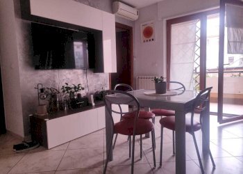 Soggiorno - Three-room apartment Via Mario Baratta, Roma (neighborhood Pigneto) - photo 8