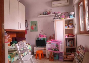 Cameretta - Three-room apartment Via Mario Baratta, Roma (neighborhood Pigneto) - photo 14