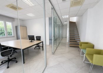 1.jpg - Office Via Melozzo da Forlì 36, Rimini - photo 2