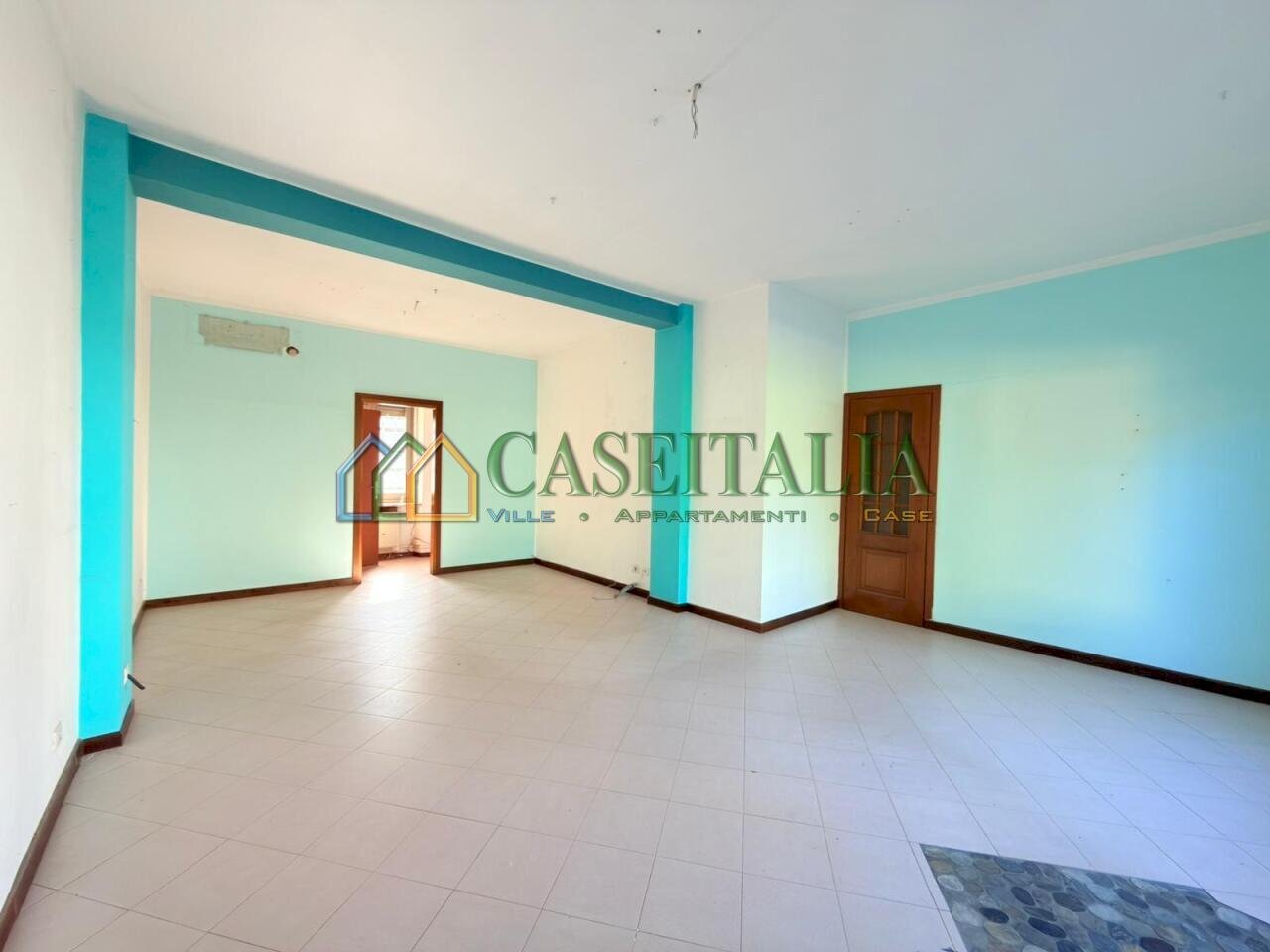 1.jpg - Commercial Premises Pavone Canavese - photo 1