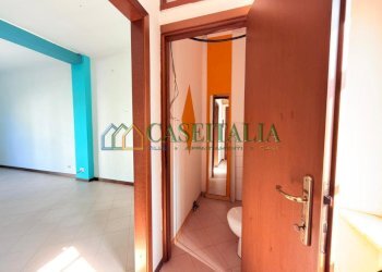 6.jpg - Commercial Premises Pavone Canavese - photo 6