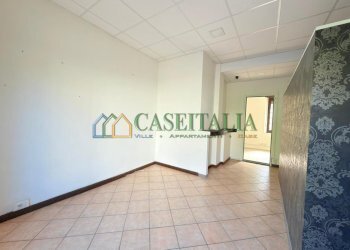 11.jpg - Commercial Premises Pavone Canavese - photo 11