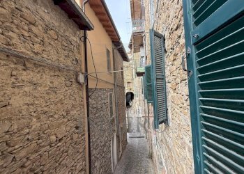 11.jpg - Bilocale Via Roma 7, Apricale - foto 2