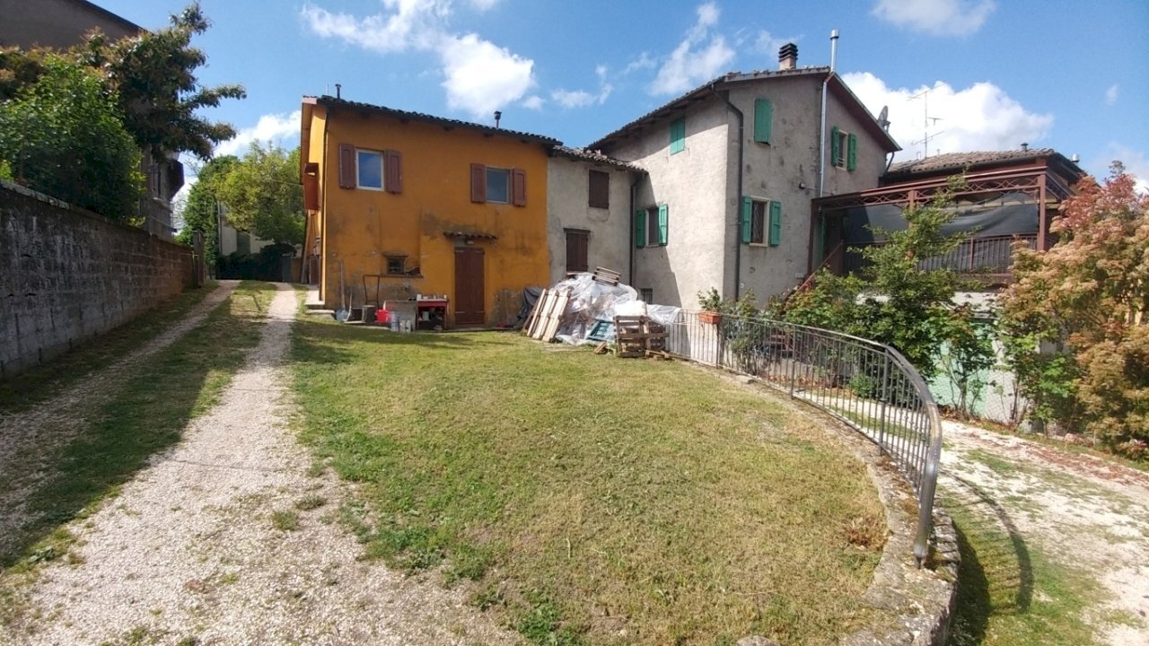 montombraro Borgo (1).jpg - Portion of a house Via della Piscina 6, Zocca - photo 1