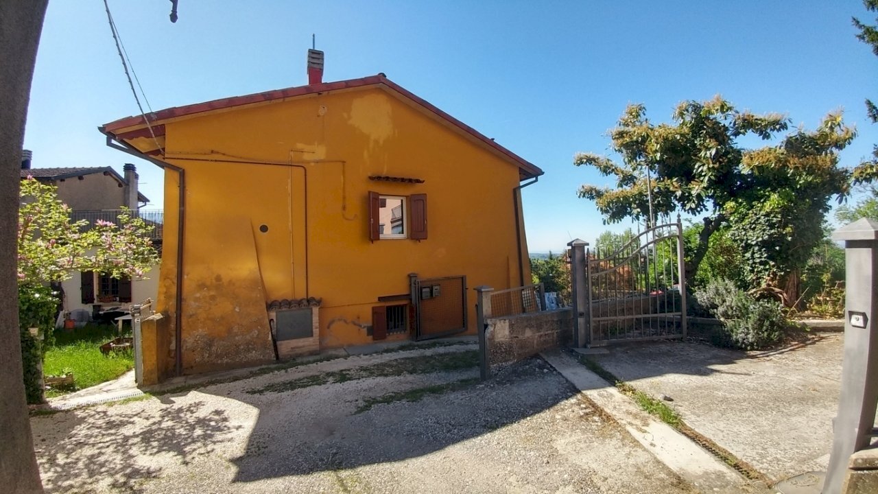 montombraro Borgo (3).jpg - Portion of a house Via della Piscina 6, Zocca - photo 3