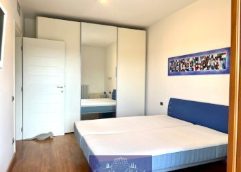 WhatsApp Image 2025-12-04 at 12.35.10 (4).jpeg - Three-room apartment Piazza Bonsanti, Firenze (neighborhood Santa Maria Novella) - photo 9