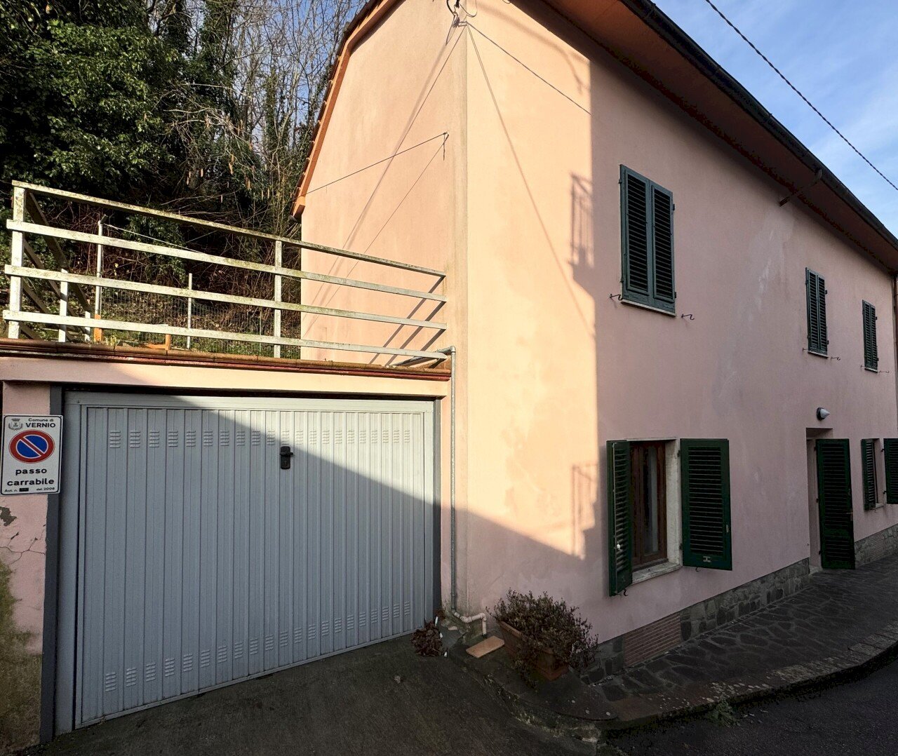 esterni - Villa Via del Bisenzio, Vernio - foto 1