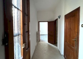 ingresso - Villa Via del Bisenzio, Vernio - foto 3