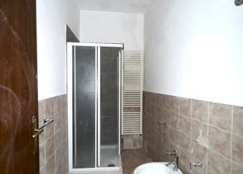 bagno - Villa Via del Bisenzio, Vernio - foto 8