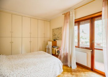 11.jpg - Four-room apartment Via Sarteano 32, Roma - photo 15