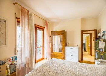 12.jpg - Four-room apartment Via Sarteano 32, Roma - photo 16