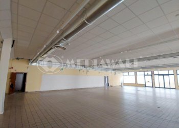 BQ-zzz-RV_3.jpg - Commercial Premises Via Pordenone 13, Aviano - photo 5