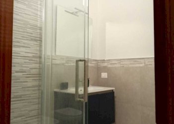 bagno 2 lavandino.jpg - Apartment Pescara - photo 1
