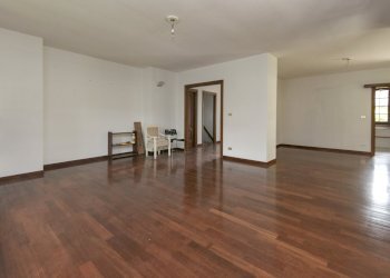 Lanzo Loreto 1 PT-7.jpg - Villa Via Loreto 86, Lanzo Torinese - photo 30