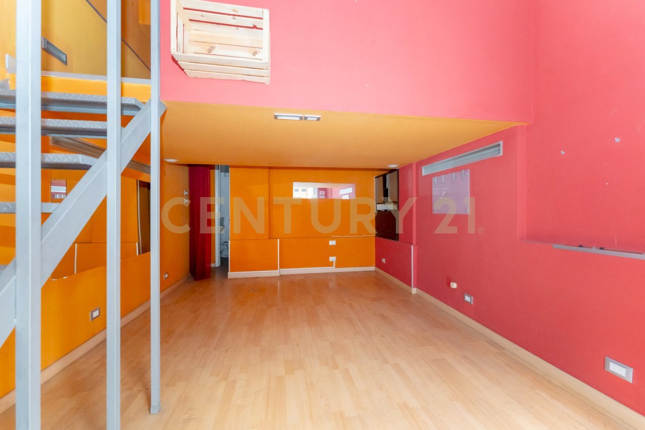 Via Padova 64 CT (9).jpg - Commercial Premises Via Padova 64, Catania - photo 1